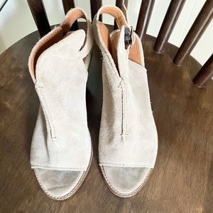 Frye Courtney Suede Sling Back Block Heels